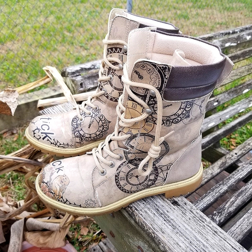 Womans Vegan Leather Beige Long Boots. Tick-Tock Design. Sz 37=6.5